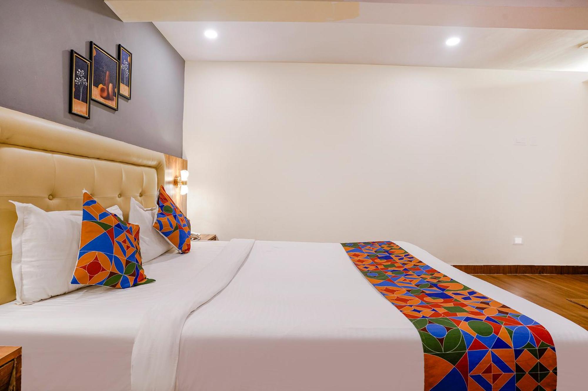 Fabhotel Grand Prime Nr Nesco Hotel Мумбаи Экстерьер фото