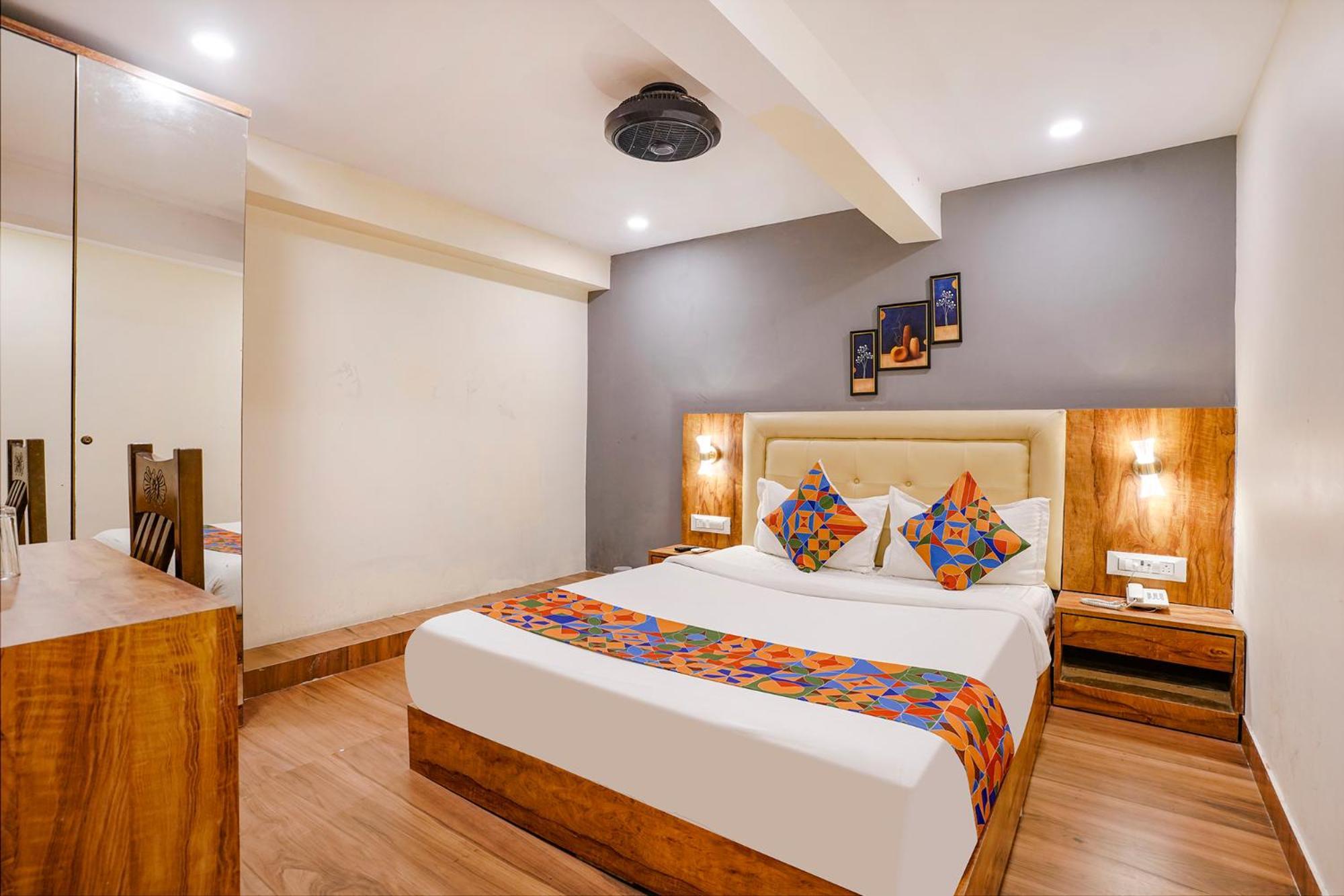 Fabhotel Grand Prime Nr Nesco Hotel Мумбаи Экстерьер фото